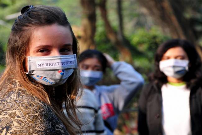 Breaking news: Share 'innovative ideas' on tackling pollution: SC requests Union Minister Nitin Gadkari