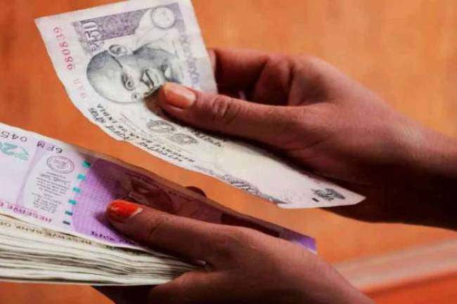 SBI, Punjab and Sind Bank allegedly cheated of over Rs 131 crores; CBI registers cases